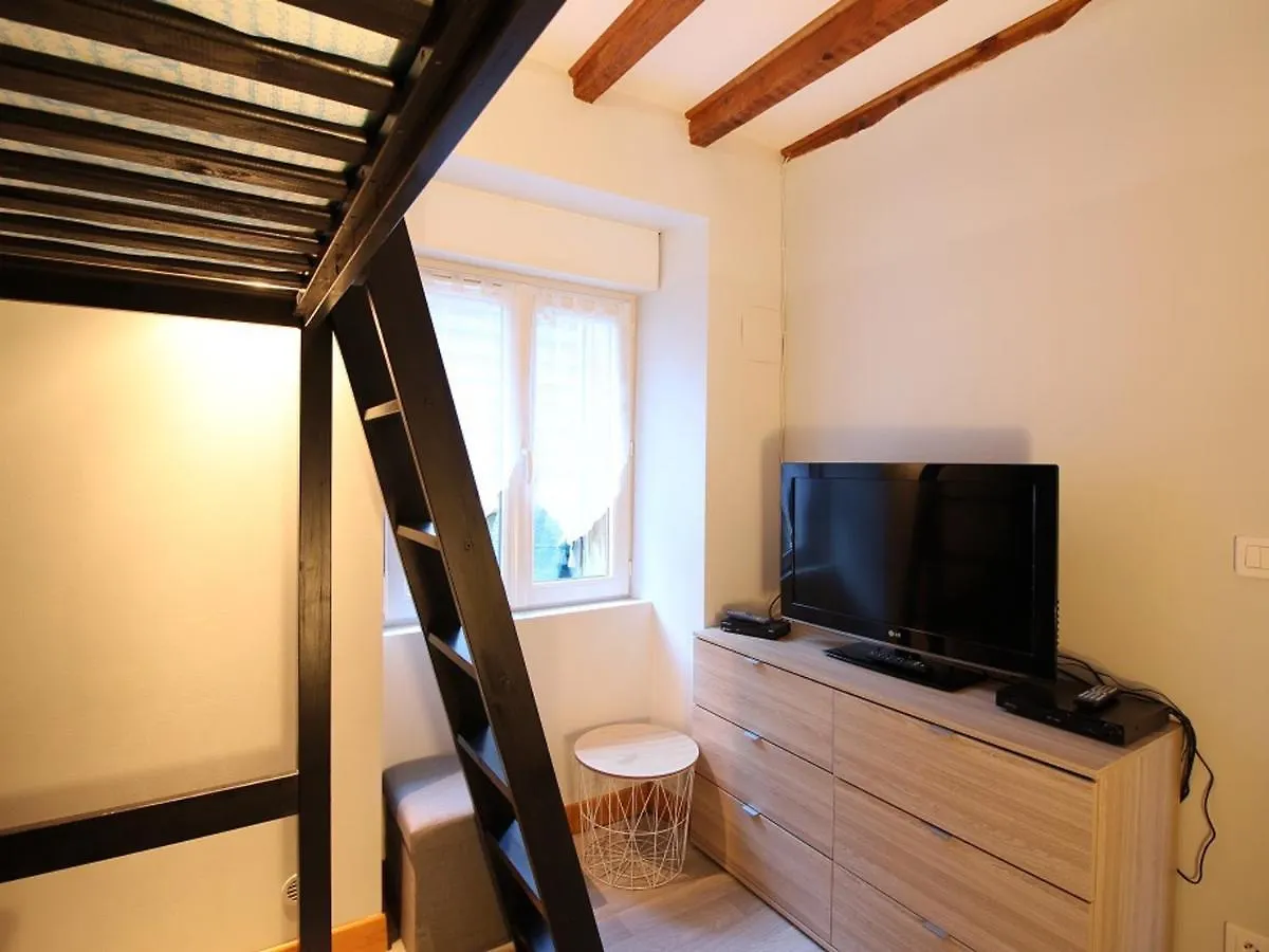 T3 A La Bourboule, Terrasse, Wifi, Proche Centre Et Thermes - Fr-1-608-128 0*,